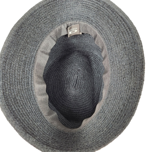 August Hats Black Textured Fabric Bucket Hat Women's OS - Picture 8 of 10